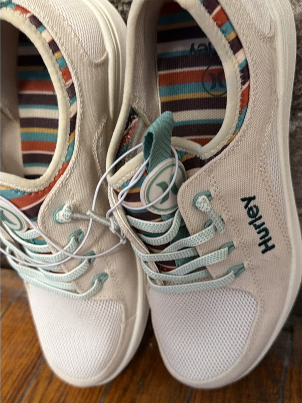 Hurley Cream Canvas Sneakers with Teal Accents - Picture 2 of 5